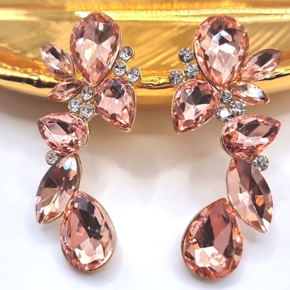 New ZARA Exciters peach rhinestone earrings